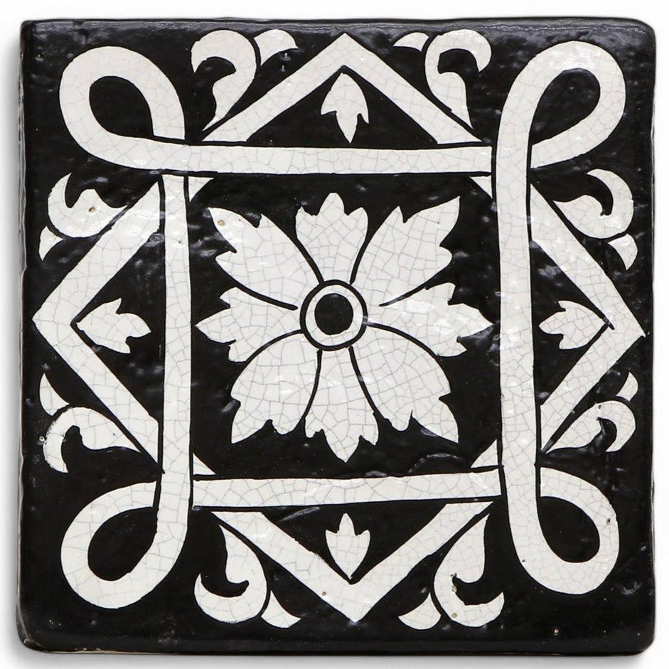 ANTICA DERUTA: Deluxe Hand Painted Ceramic Authentic Deruta Tile Nero