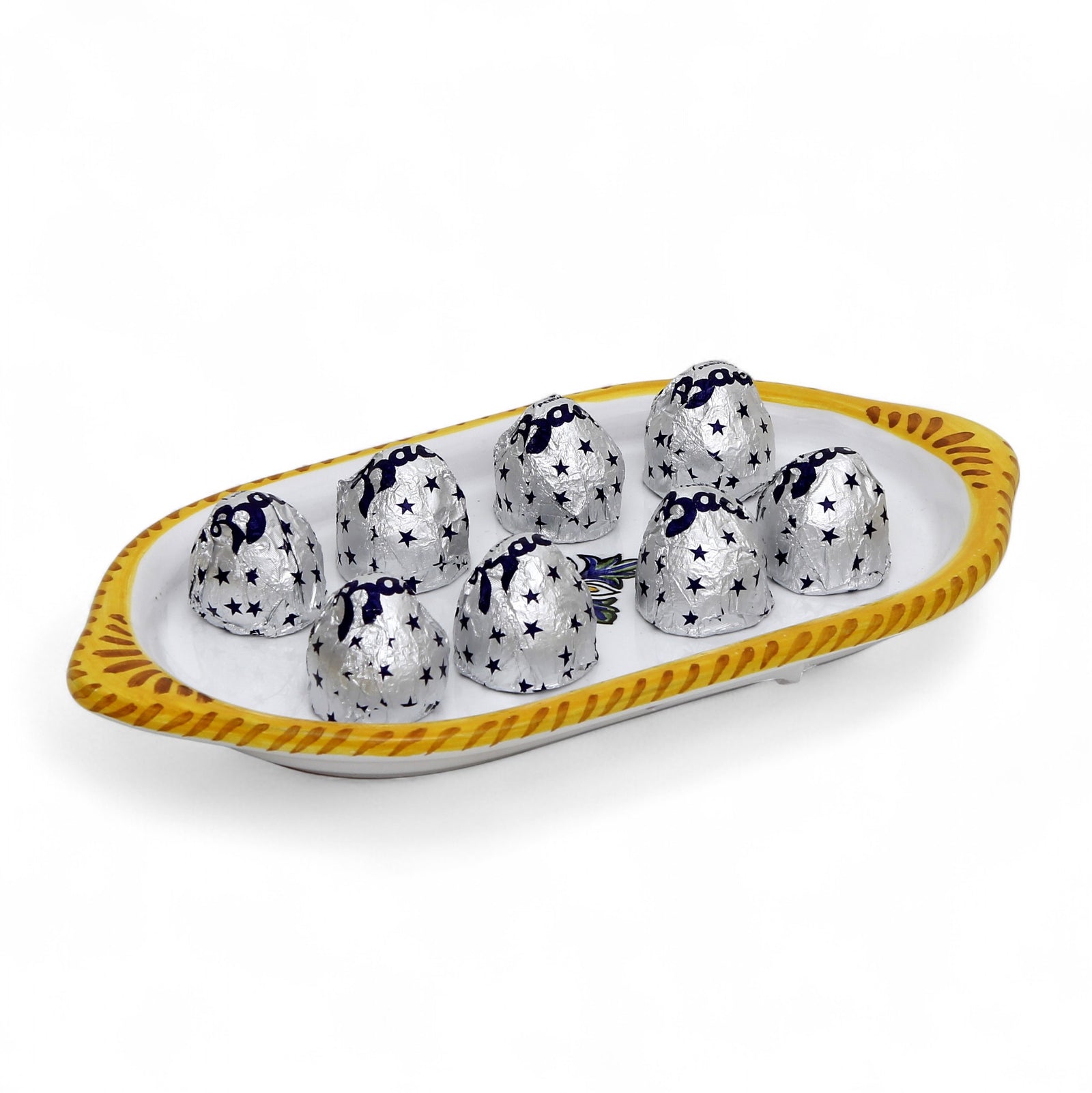 LOVE.ly: Deruta Oblong multi purpose small tray with 8 Baci Perugina - RAFFAELLESCO design