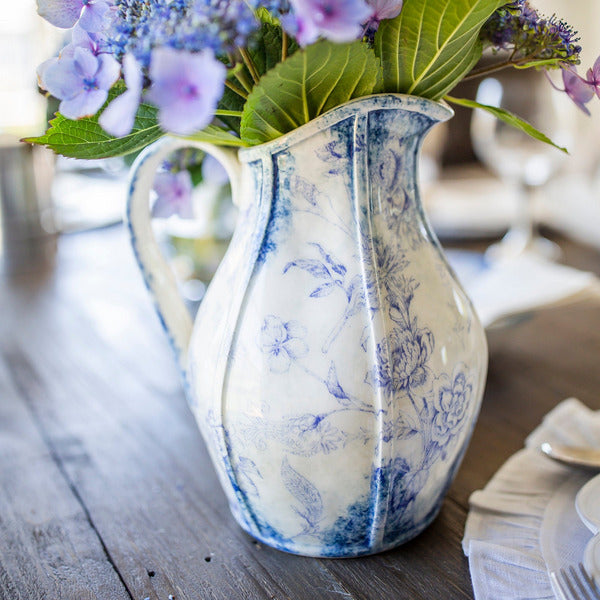 ARTE ITALICA: Giulietta Pitcher Blue/White