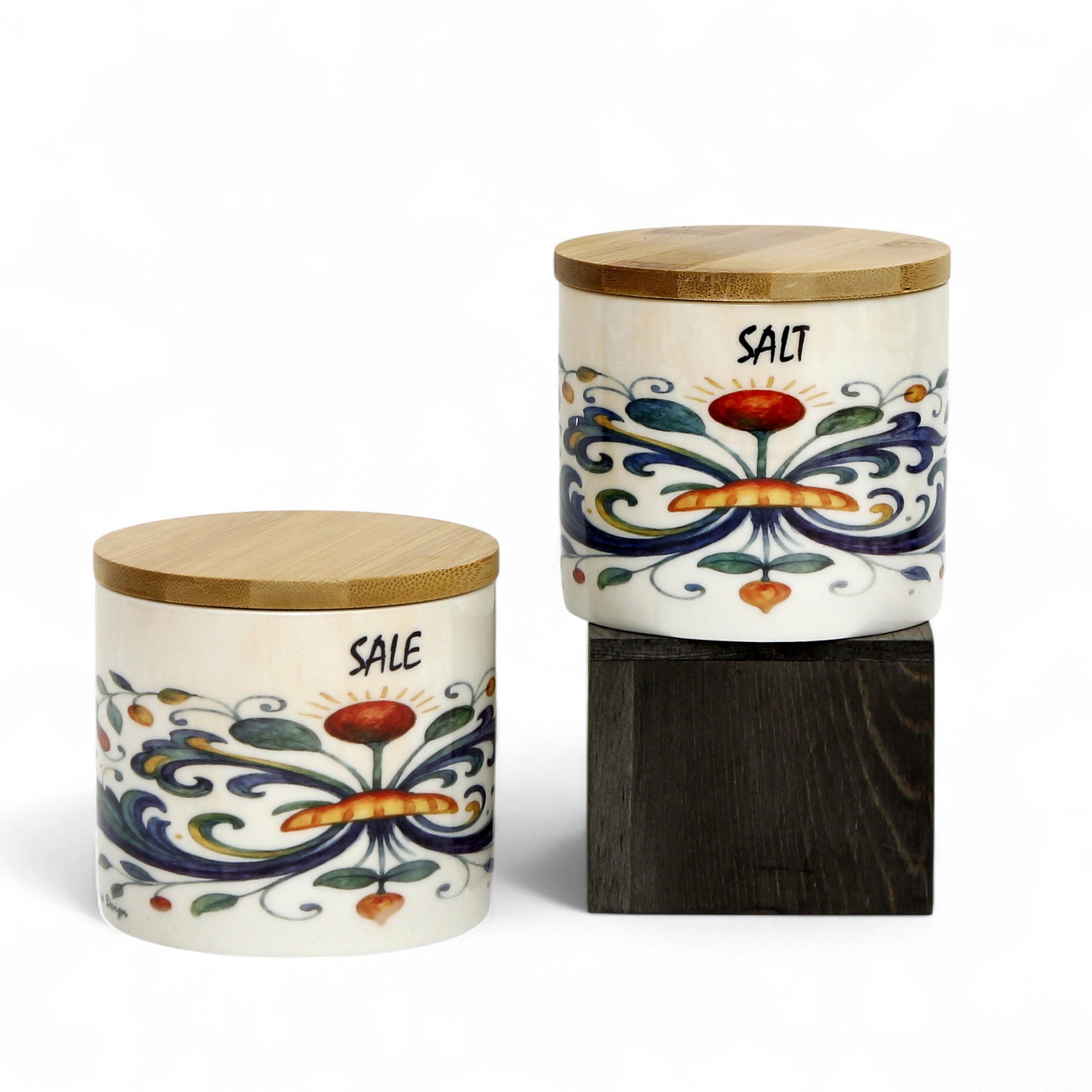 RICCO ITALIA DERUTA: Porcelain storage short jar with sealing bamboo lid Ricco Italia Deruta SALT or SALE script- Mario Bruno Design
