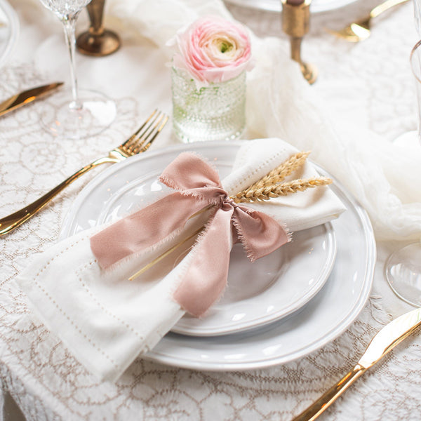 VIETRI: ARIA white Dinner Plate