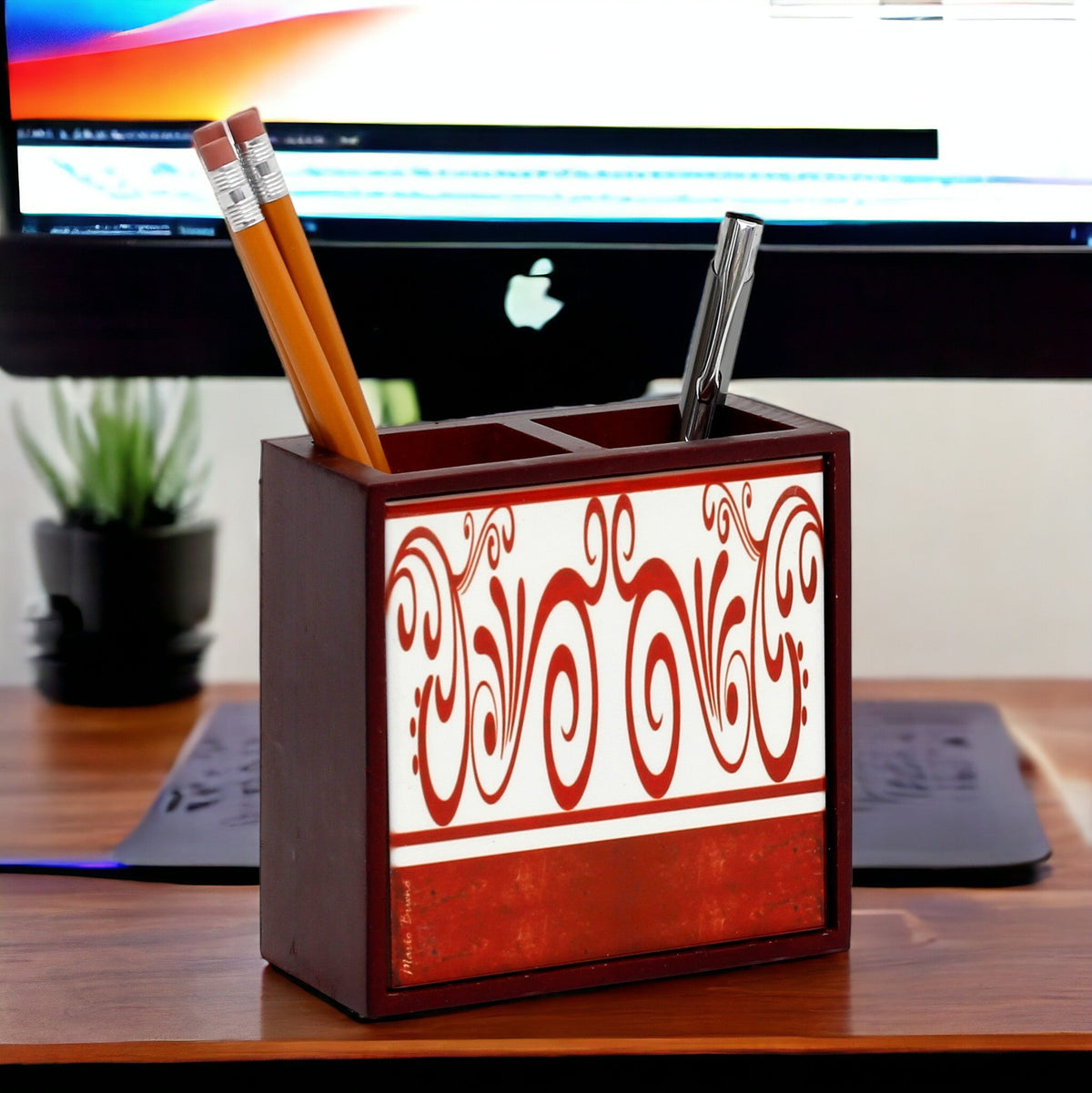 WOOD PENCIL HOLDER: Rosewood high quality pencil holder with decorative tile - Design Mario Bruno Design 03