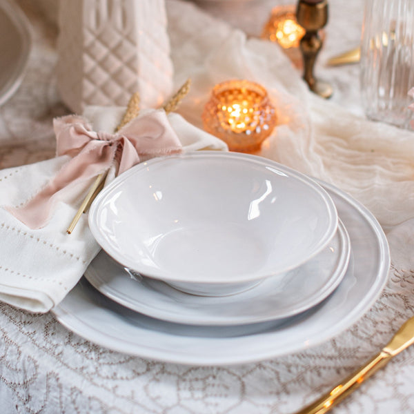 VIETRI: Aria White Cocktail Plate